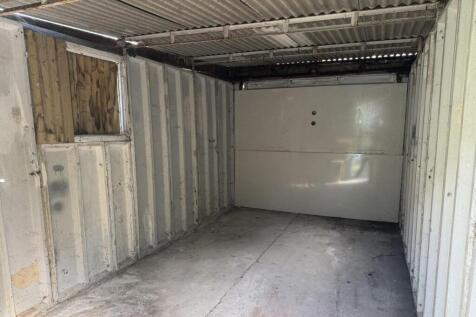 Garage (Storage).jpg