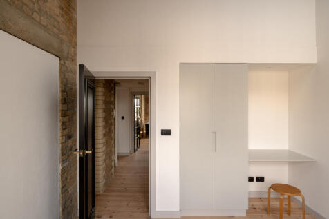 313743 - 719 Alaska Buildings, London SE1 - hig...