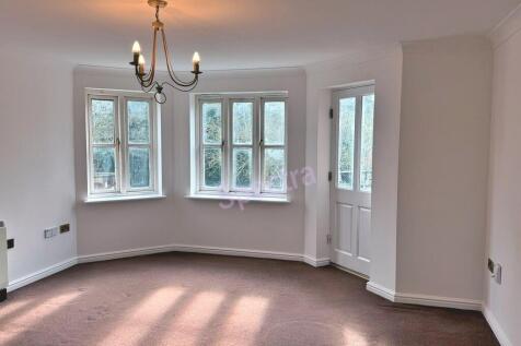 A 2nd Floor 2 Bedroom Apartment - Meadow Court, H