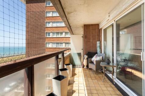 Kingsway Court-10.jpg