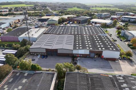 Distribution Warehouse to rent in morley