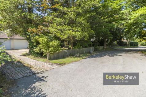 Sycamore Avenue Crosby L23