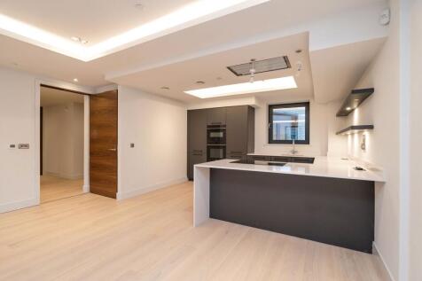 **RECENTLY REDUCED FROM £780,000** Contemporary 2-Bedroom Apartment | Modern Development | Edinburgh | Lift Access | Underground Parking Located within a modern development on Belford Road, this beaut