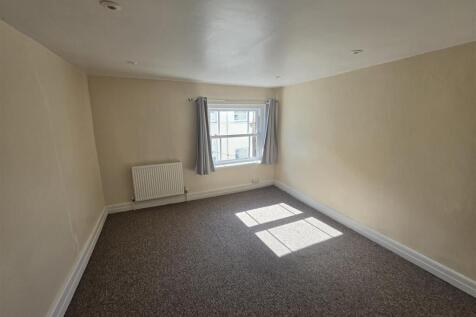 Bedroom One.jpg