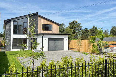 4 bedroom executive family home