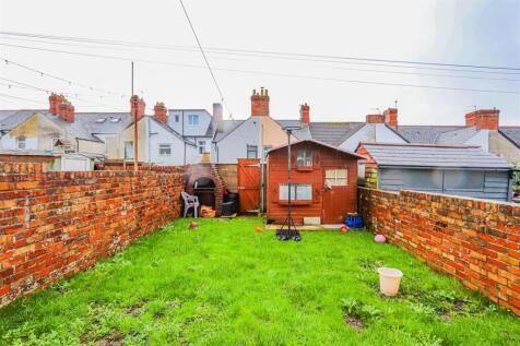 Maes Y Cwm Street -24.jpg