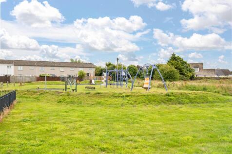122 Langside Gardens 38.jpg