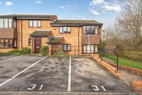 31 Southgate Drive, Towcester (2).jpg