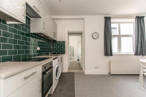 Kitchen / Living Room