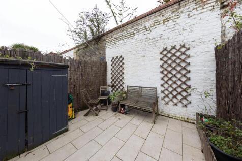 Faringford Road, E15