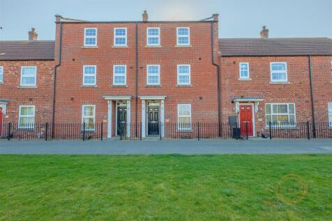 3 Bedroom Terraced in PE11 1UZ