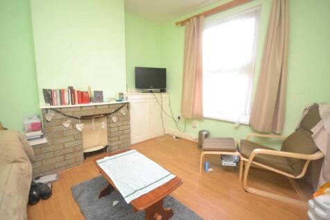 3 Bedroom Terraced in RG1 5SB