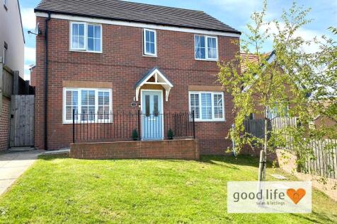 20260507_121437646_iOS61woodhamdrive.jpg