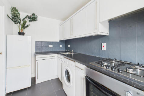 CAM04968G0-PR0058-STILL017