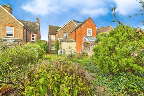 ef72539c-CAM04018G0-PR0395-STILL008