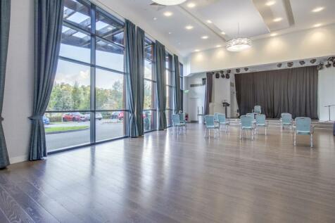 Hughenden Gardens Village-14.jpg