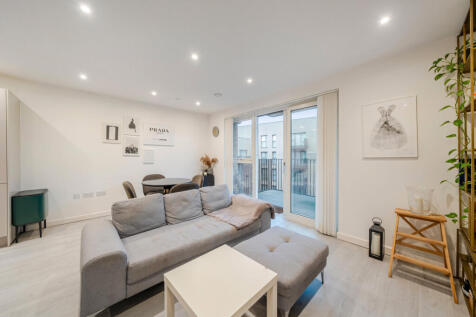 1388375-9-69383a9...