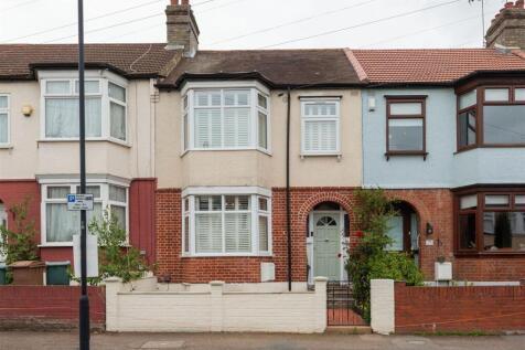 Bridge End, E17