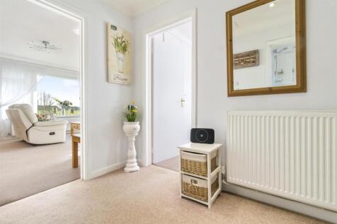 7 St Hellier Court-016.JPG