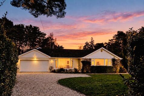 4 bedroom Detached for sale