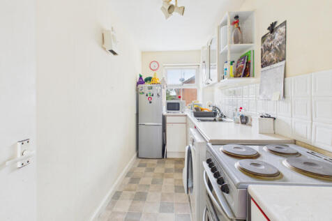 CAM04968G0-PR0049-STILL011