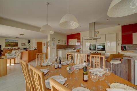 48a Worcester Rd (43