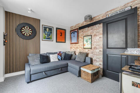 4th Bedroom/Study