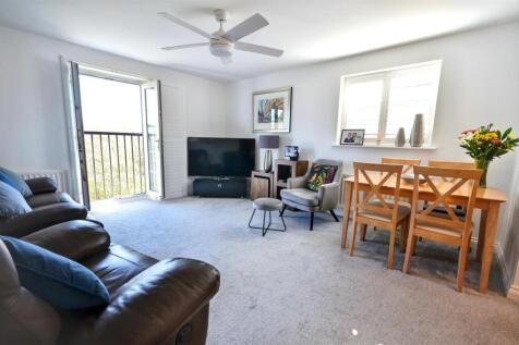 Lounge / Dining Room