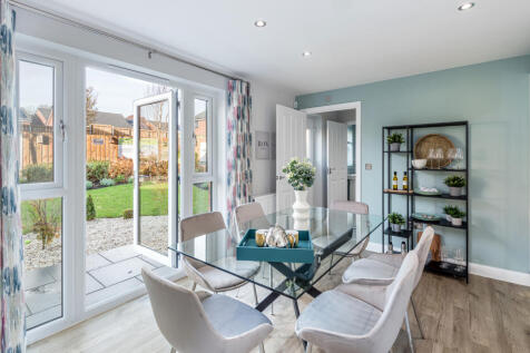 The Fenton - Kitchen/dining