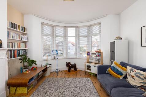 101 Summerhill Road-2.jpg