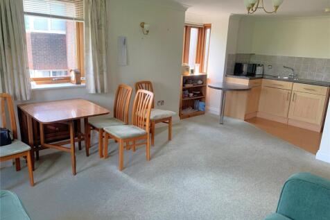Lounge/Kitchen