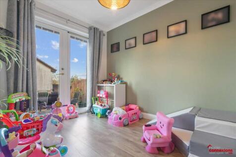 Family / Dining Room