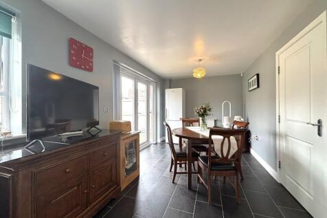 processed-A9935A7...