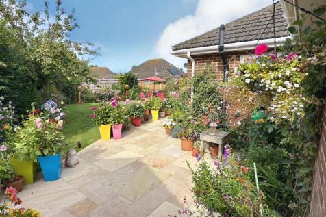 PATIO TO GARDEN AREA.jpg