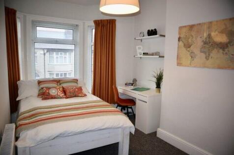 elm-hall-drive-mossley-hill-l18-1lf-997928