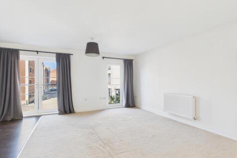 CAM01721G0-PR0085-STILL006