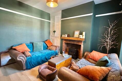 Rear Lounge