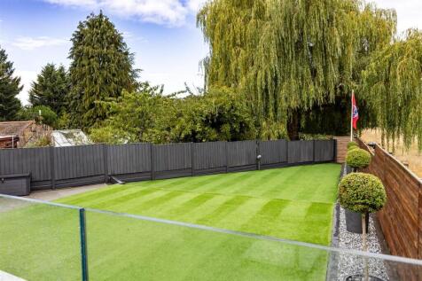 4, Forest Close (28).jpg