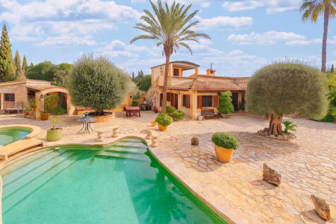 Typical country house in Pollensa