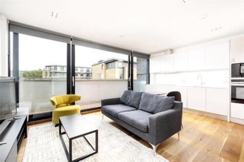 Available September This furnished one-bedroom apartment is located on Gifford Street, N1. It's on the top floor (3rd floor) and features a bright open plan reception space with a private south-facing