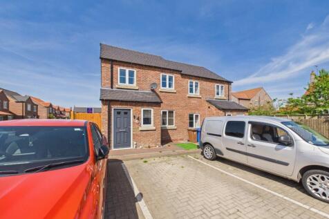 3 Bedroom Semi Detached House - For Sale