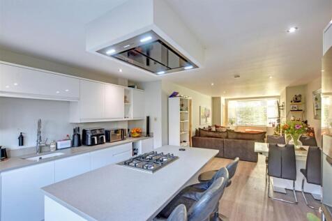 Kitchen (3).jpeg