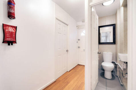 Entry & Half Bathroom