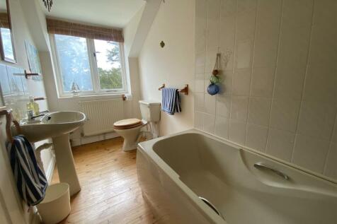 En-Suite Bathroom/WC