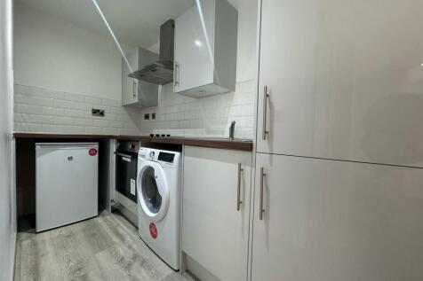 1 Bedroom Flat in HU1 3AX