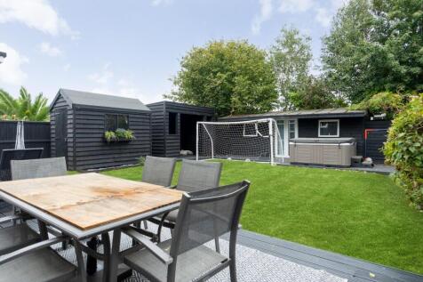 Rear Garden 2 Edited.jpg