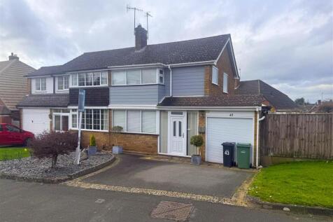 Lychgate Avenue Pedmore 1.jpg