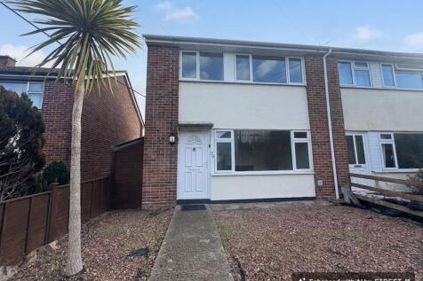 3 Bedroom Semi-Detached in TA1 5NL