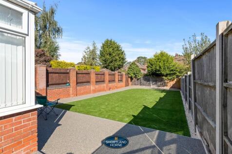 45 Arnold Ave (30 of 33).jpg