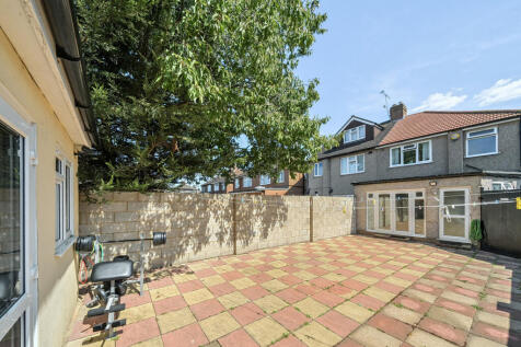 1336403-10-6895fd...